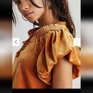 FREE PEOPLE Terese Velvet Top in Pumpkin Pie Puff Sleeve size XS